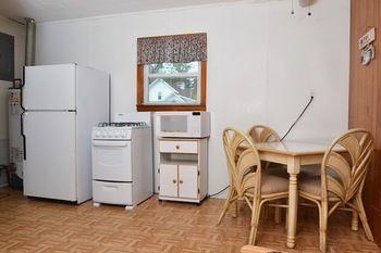 Lucky Horseshoe Cabins Hotel Au Sable Exterior photo